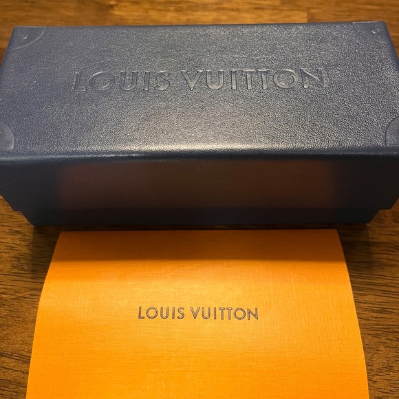 100% Authentic Louis Vuitton Sunglasses - Picture 6 of 6